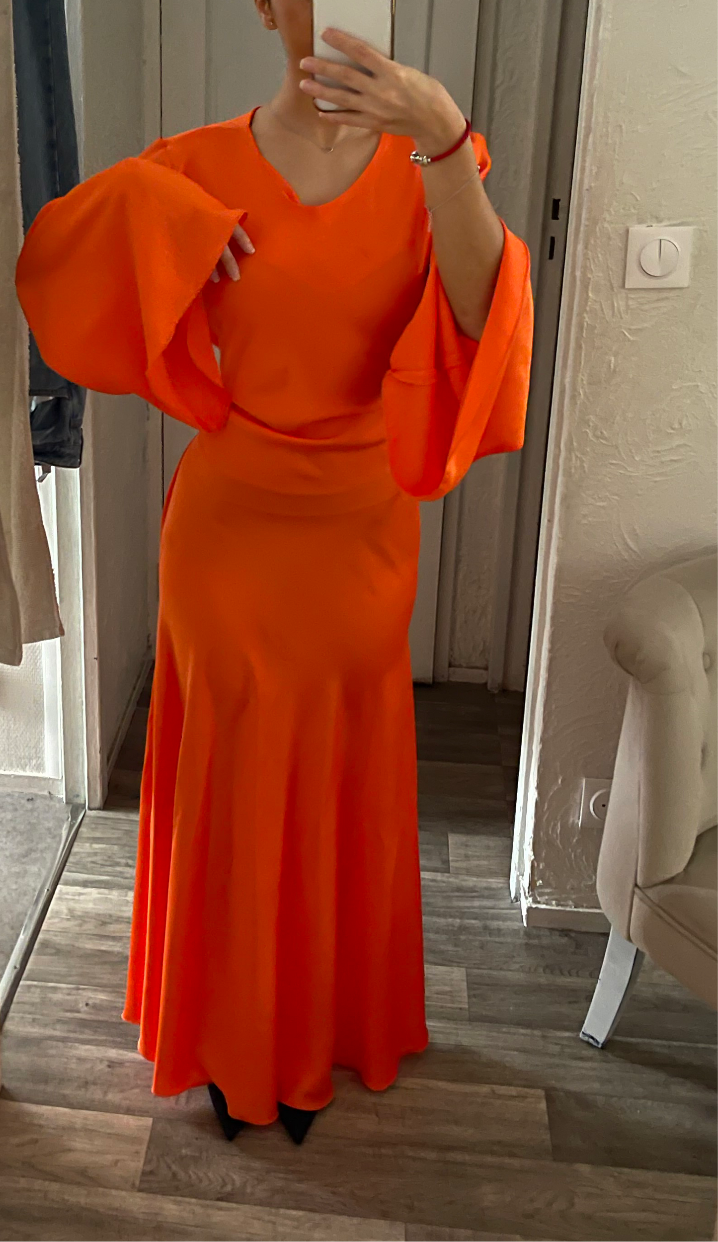 Robe Leila