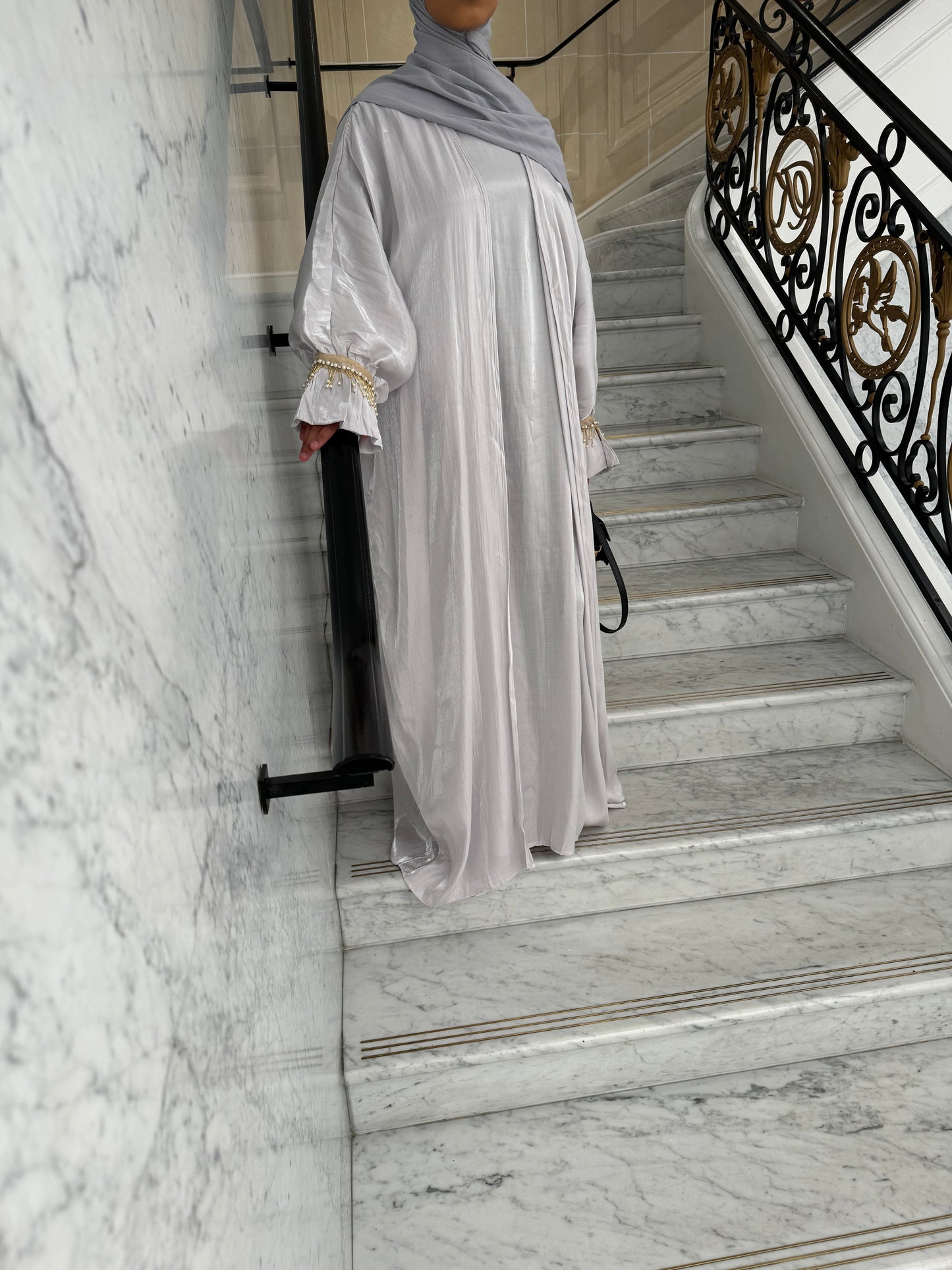 Abaya Amira